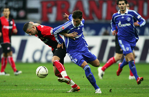 通过扎实的 通过扎实的