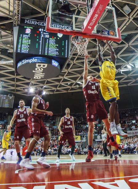 唤本泽马回 唤本泽马回